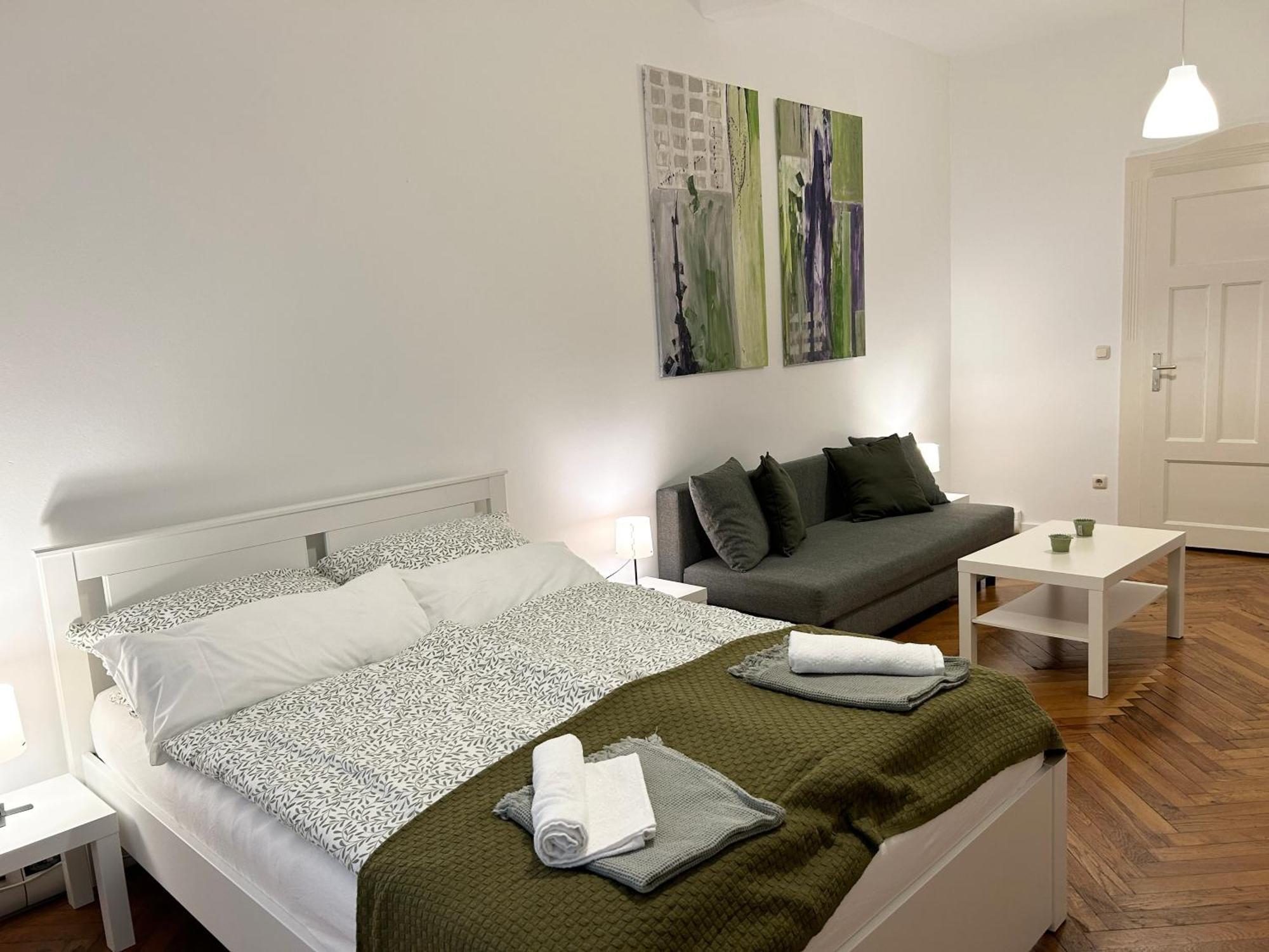 Wohnen Mit Kuenstlerflair In Muenchen Apartment Екстериор снимка